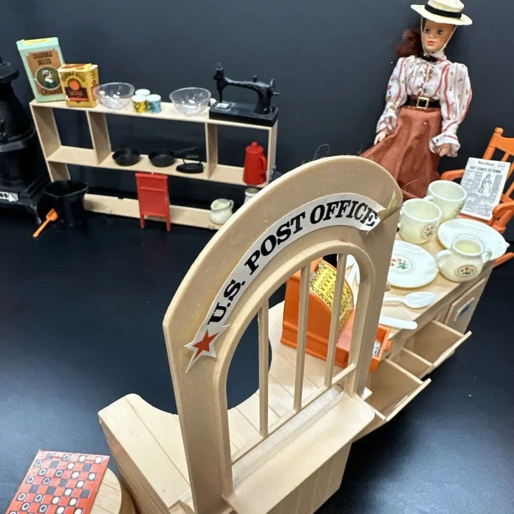 Vintage 1975 Ideal Jody And Her General Store Play Set